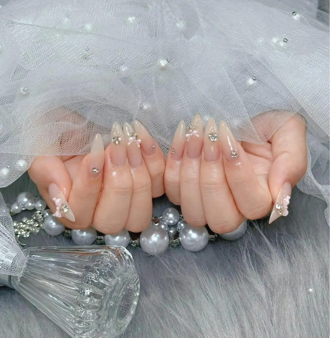 ネイル アートネイル ジェルネイル 韓国ネイル ロングネイル 持ち込み ハンドネイル Blingg NailStudioのネイルデザイン