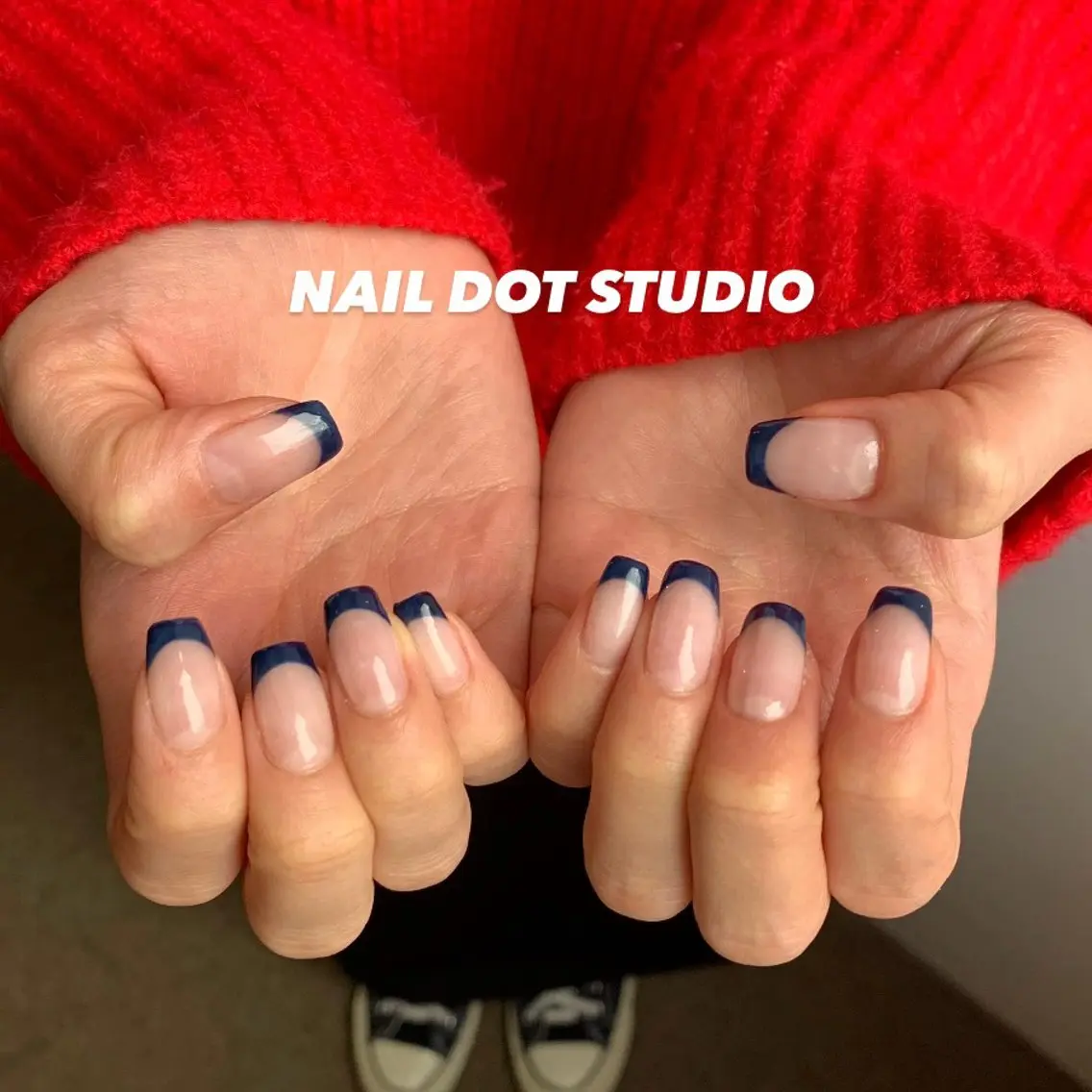 ネイル フレンチネイル ネイビー NAIL DOT STUDIO堺筋本町のネイルデザイン