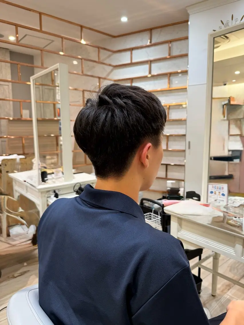 メンズ 日山 晃志のヘアスタイル