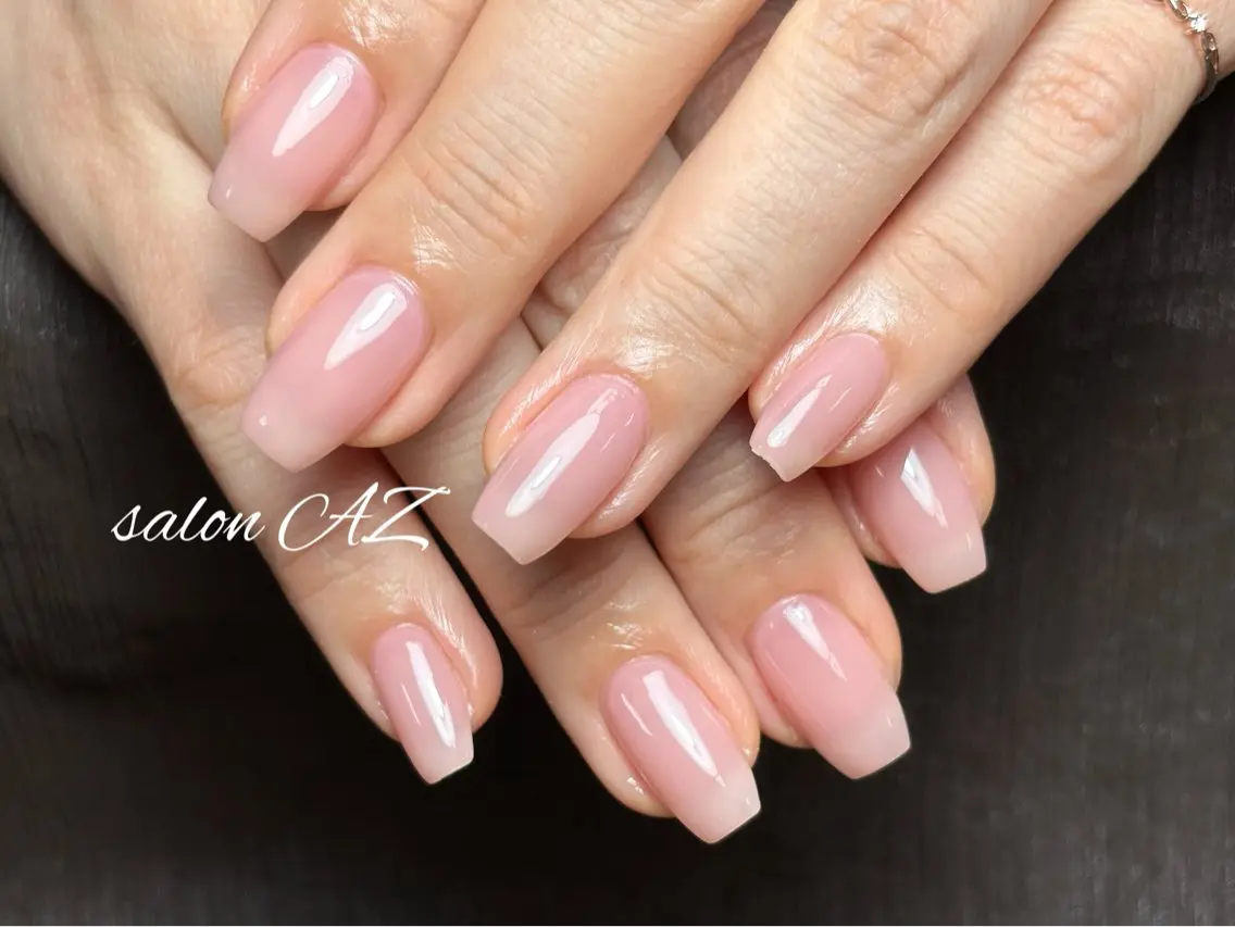 ネイル アートネイル 長さ出し フットネイル フレンチネイル ジェルネイル ハンドネイル salon AZのネイルデザイン
