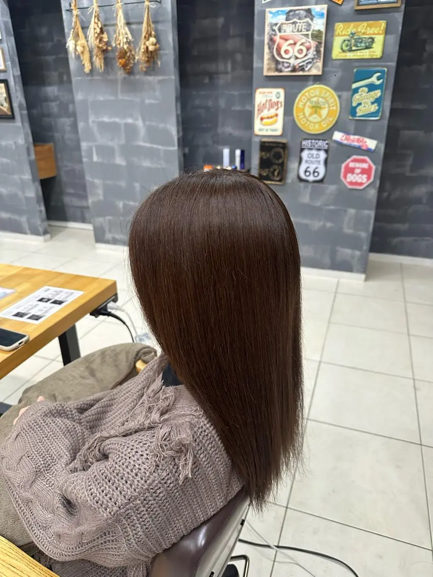 ミディアム カラー トリートメント ⭐️佐藤壮也⭐️ 柔らかモテカラー🤎のヘアスタイル