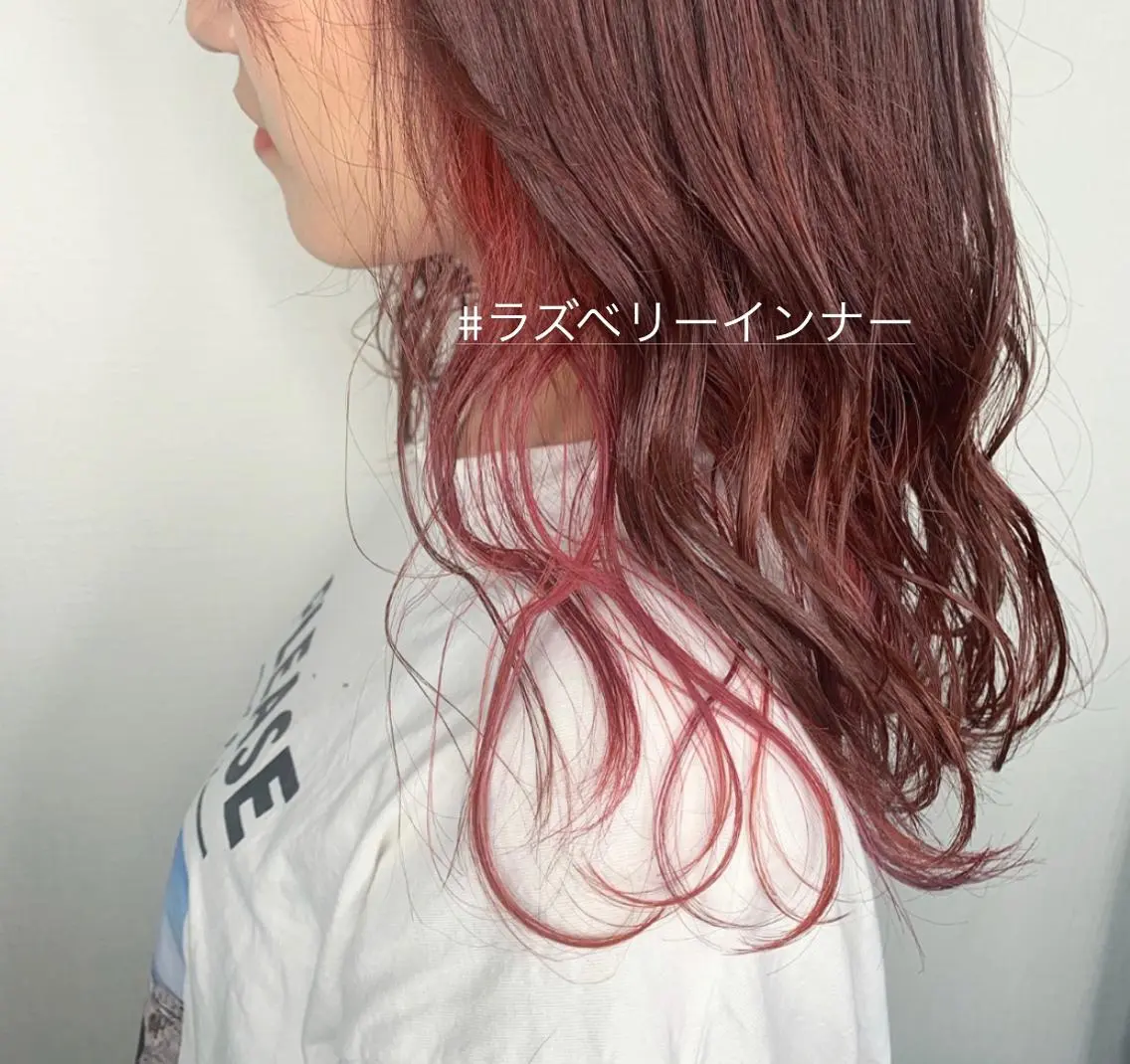 ロング カラー ブリーチ ヘアカラー 袴田 伊代のヘアスタイル