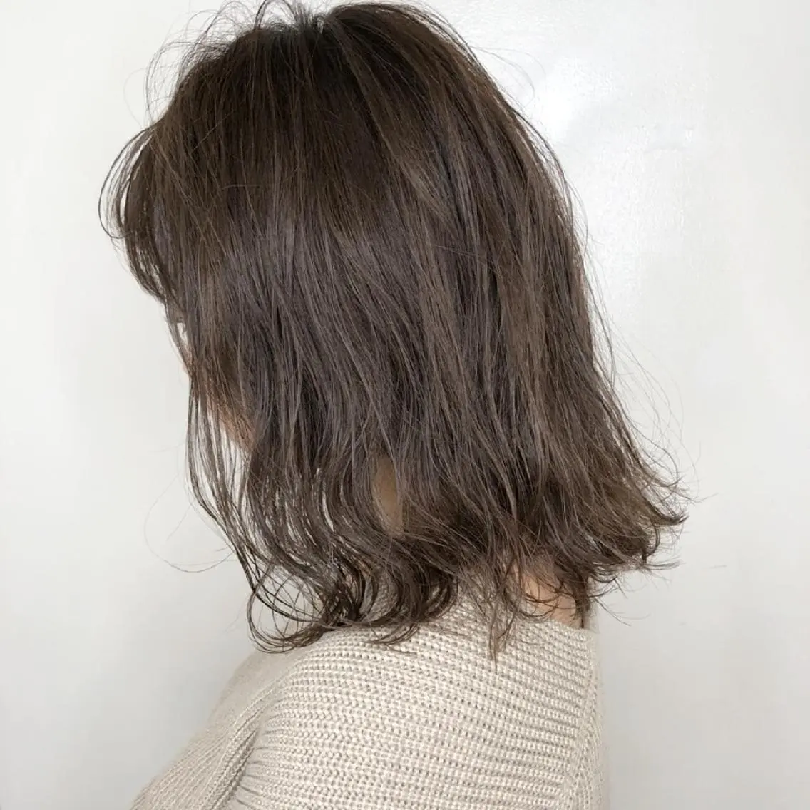 ミディアム カラー アッシュ ハイライトカラー ハイライト 竹内啓太 ボブのヘアスタイル