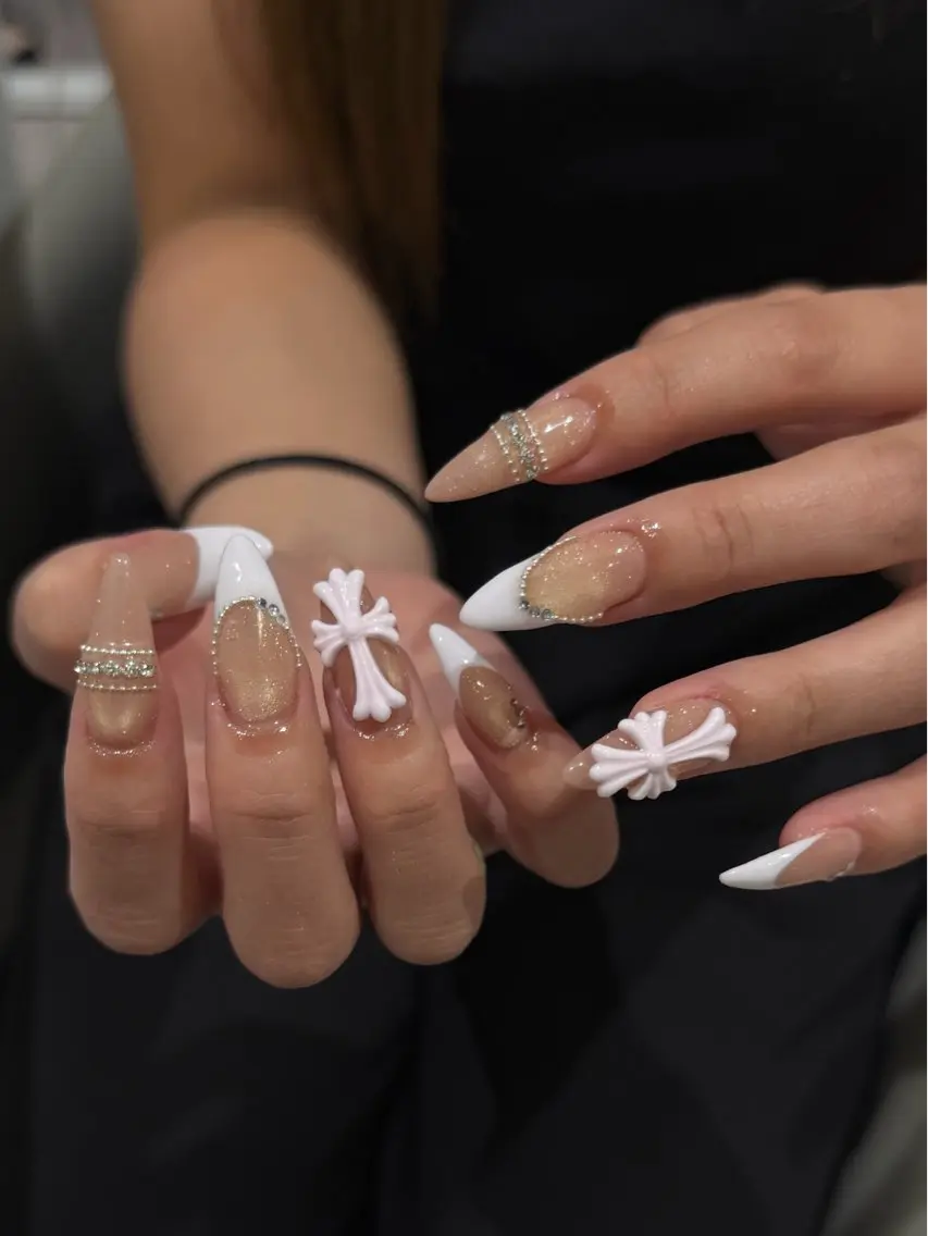 ネイル ハンドネイル IROHA NAIL Kurumi🪽🫧のネイルデザイン