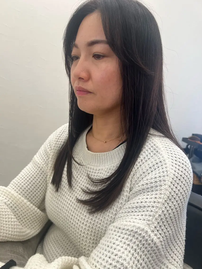 ロング レイヤーカット 疋田 伽菜子のヘアスタイル