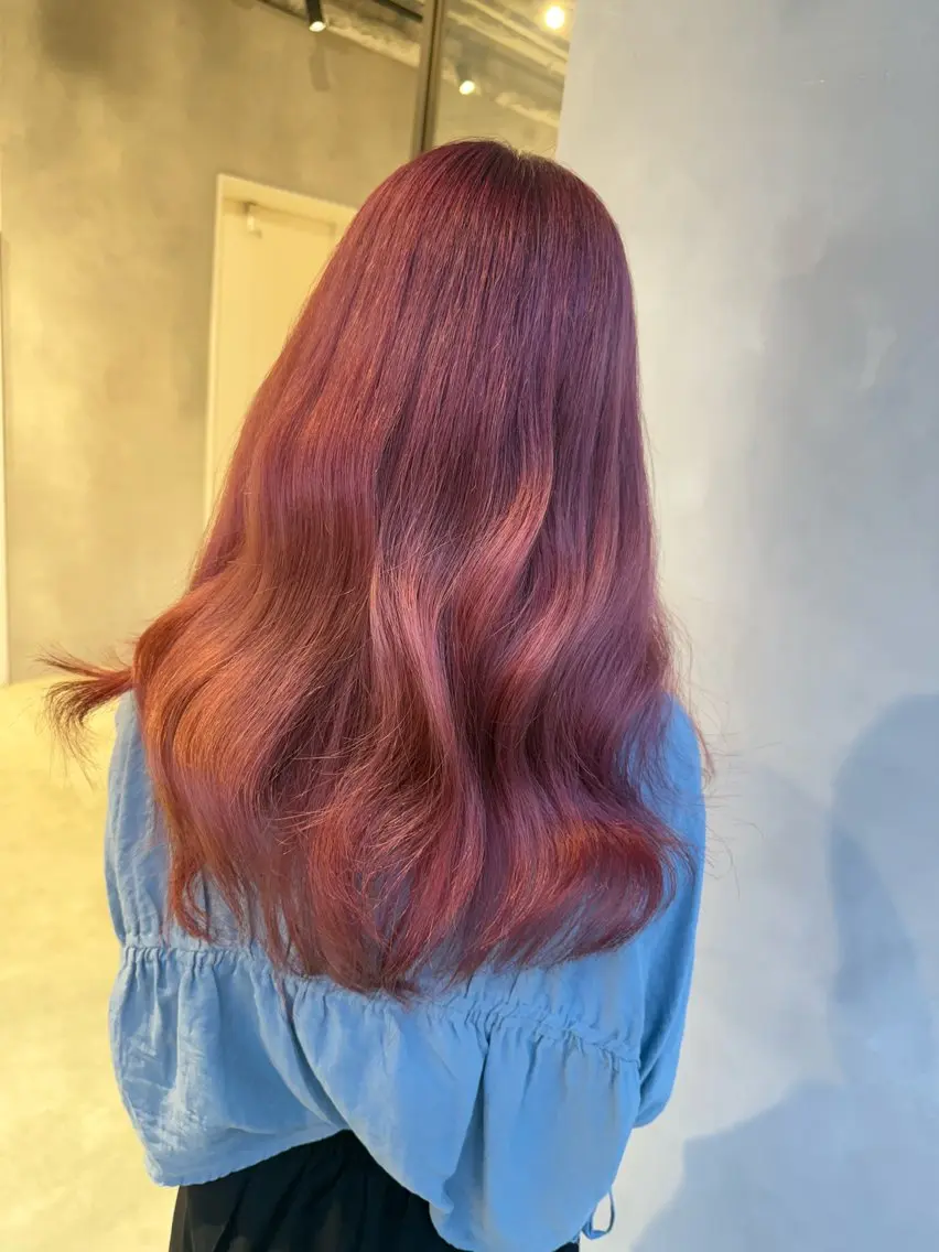 ロング カット ヘアカラー ハイトーン/うる艶 カラー Mioのヘアスタイル