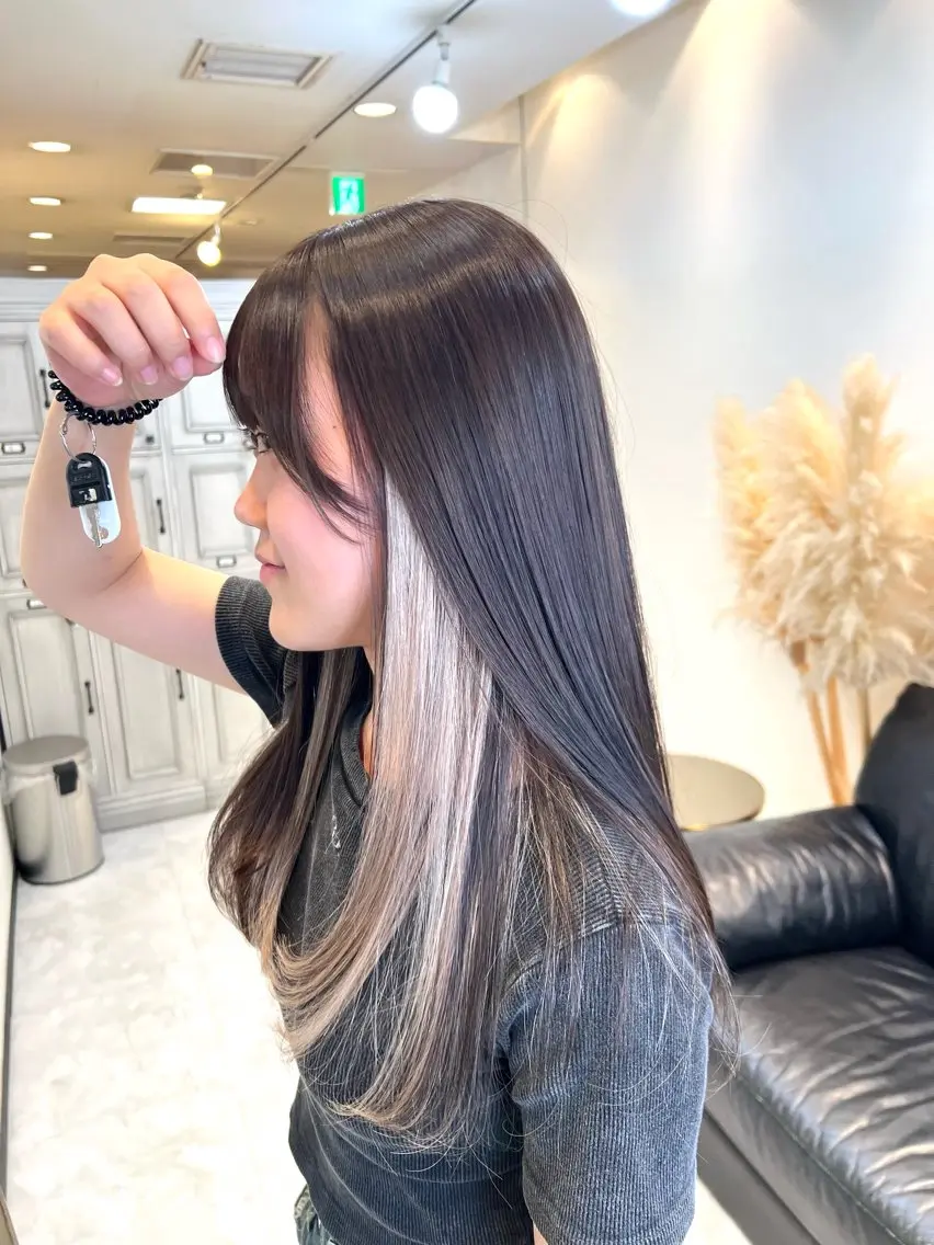 ロング エクステ 𝒩𝒪𝒜 /ハイトーン/表参道のヘアスタイル