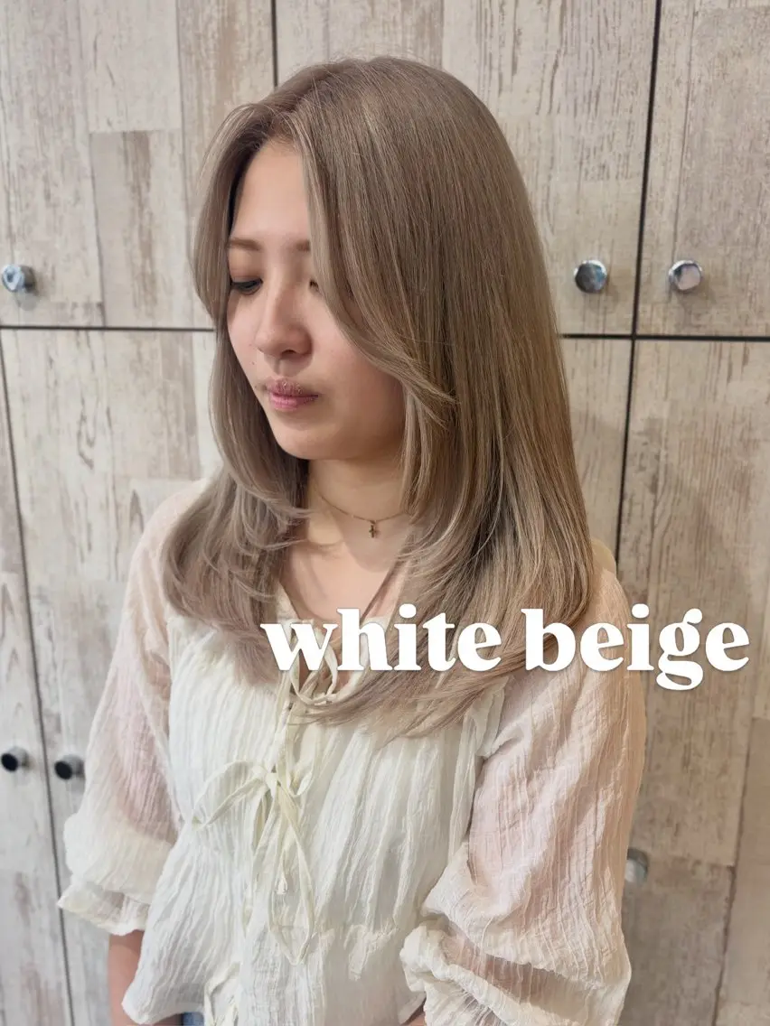 セミロング KANA🎀韓国 🇰🇷ハイライトのヘアスタイル