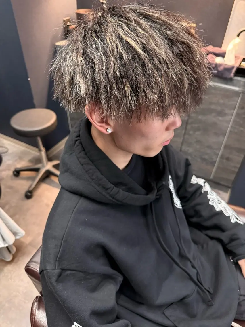 ⚡️新規限定⚡️カット+ハイライト+トリートメントの写真