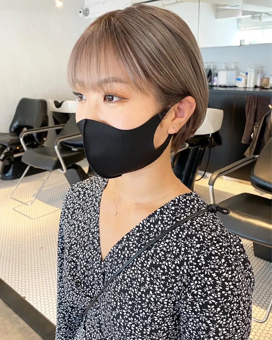 ショート ヘアカラー ラベンダーカラー＆ ミルクティー太田のヘアスタイル