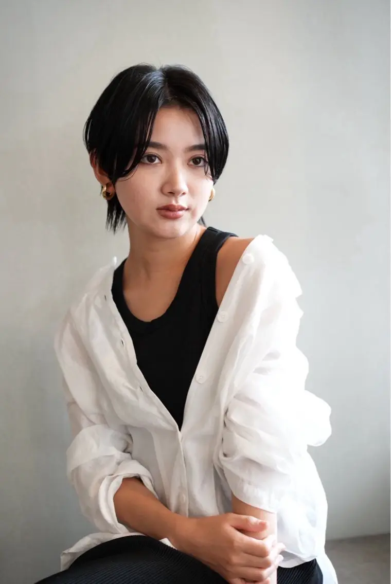 ショート カラー 八幡 空乃のヘアスタイル