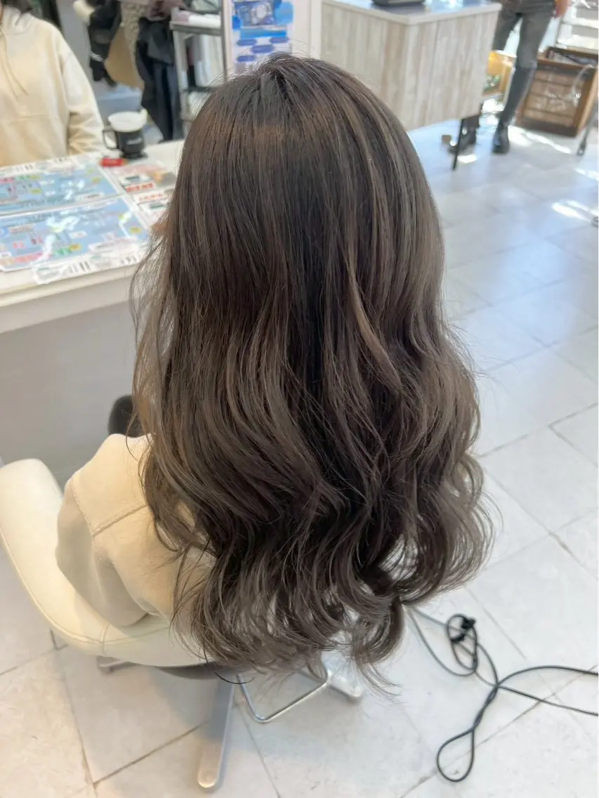 レディース✨カラーのみ！【ブリーチ❌】の写真