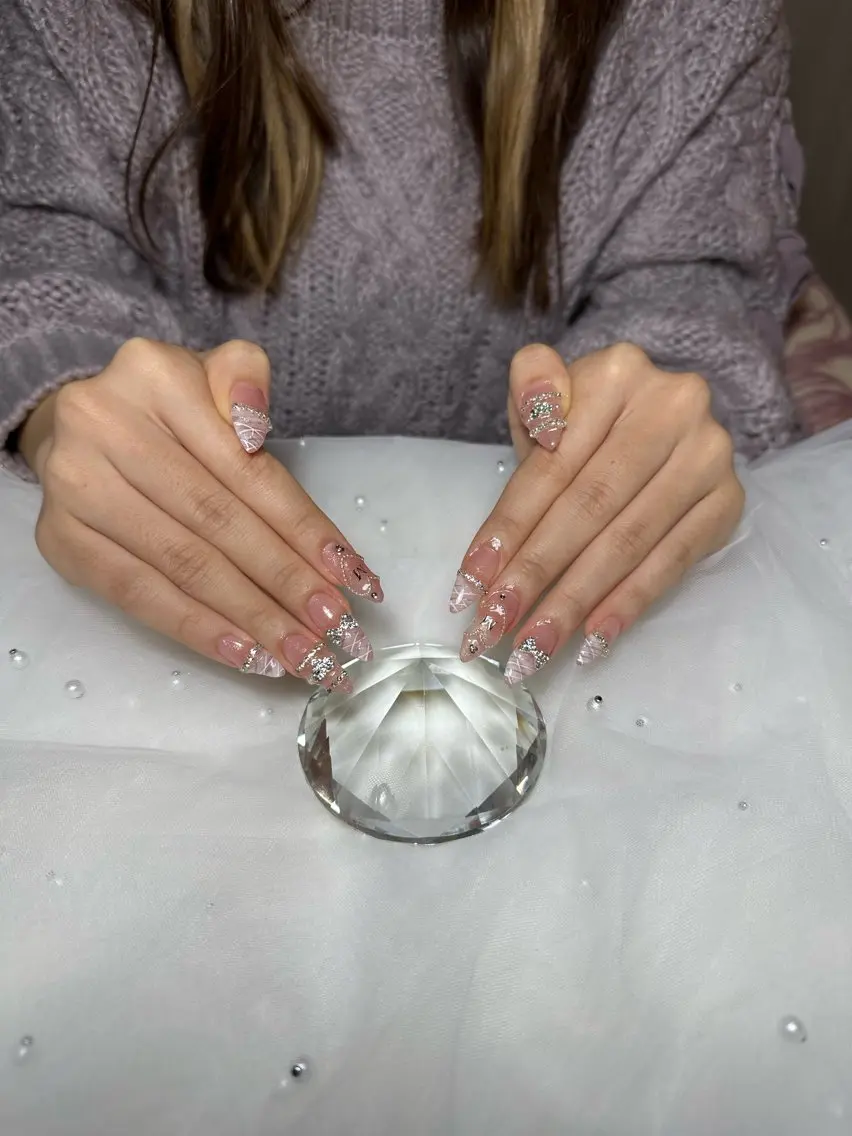 ネイル ピンク pikarin nailsのネイルデザイン