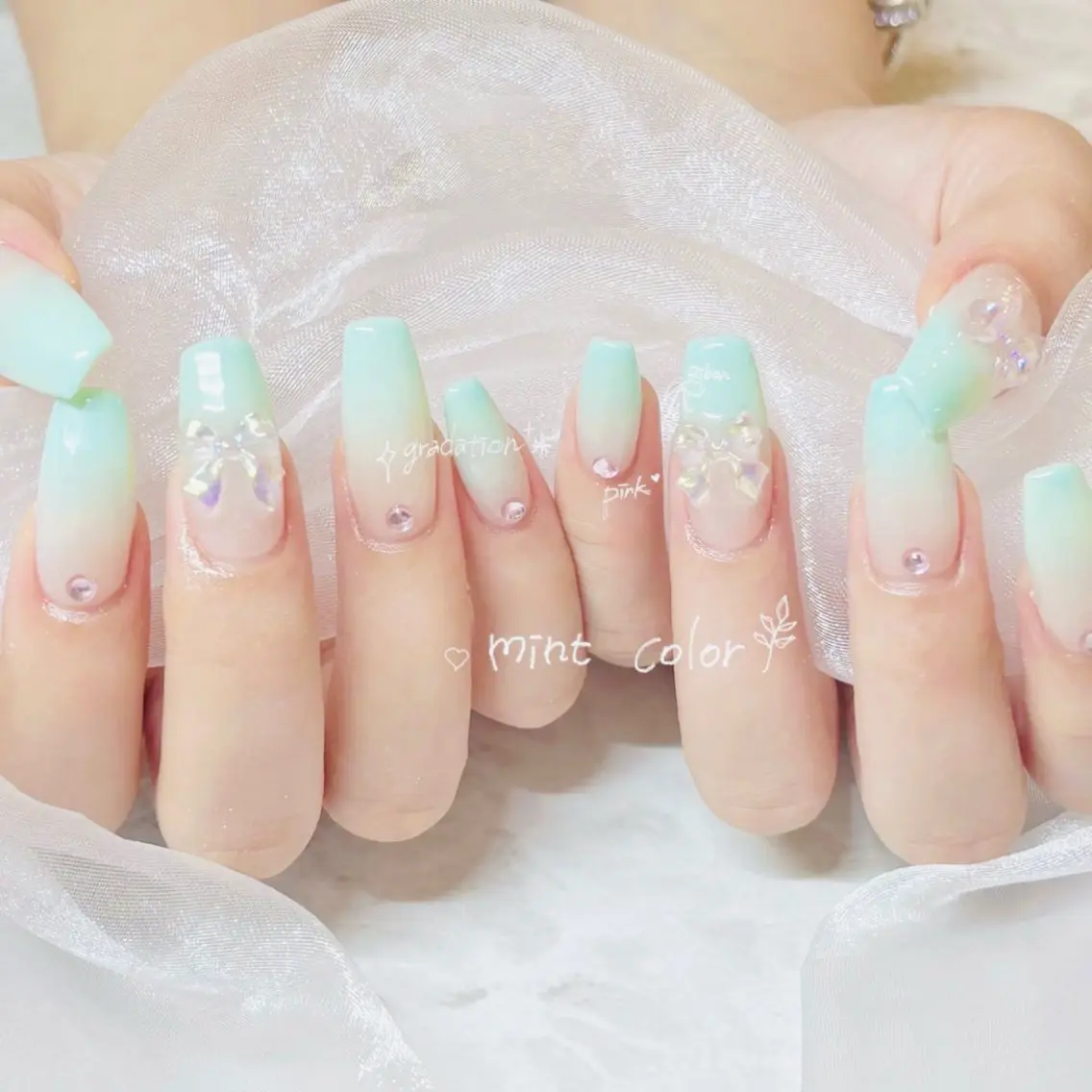 ベテラン担当💅🉐ハンドチップ長さ出し10本+ワンカラー+パラジェル6480円♪お写真モデル様👣オフ有+550円✨の写真