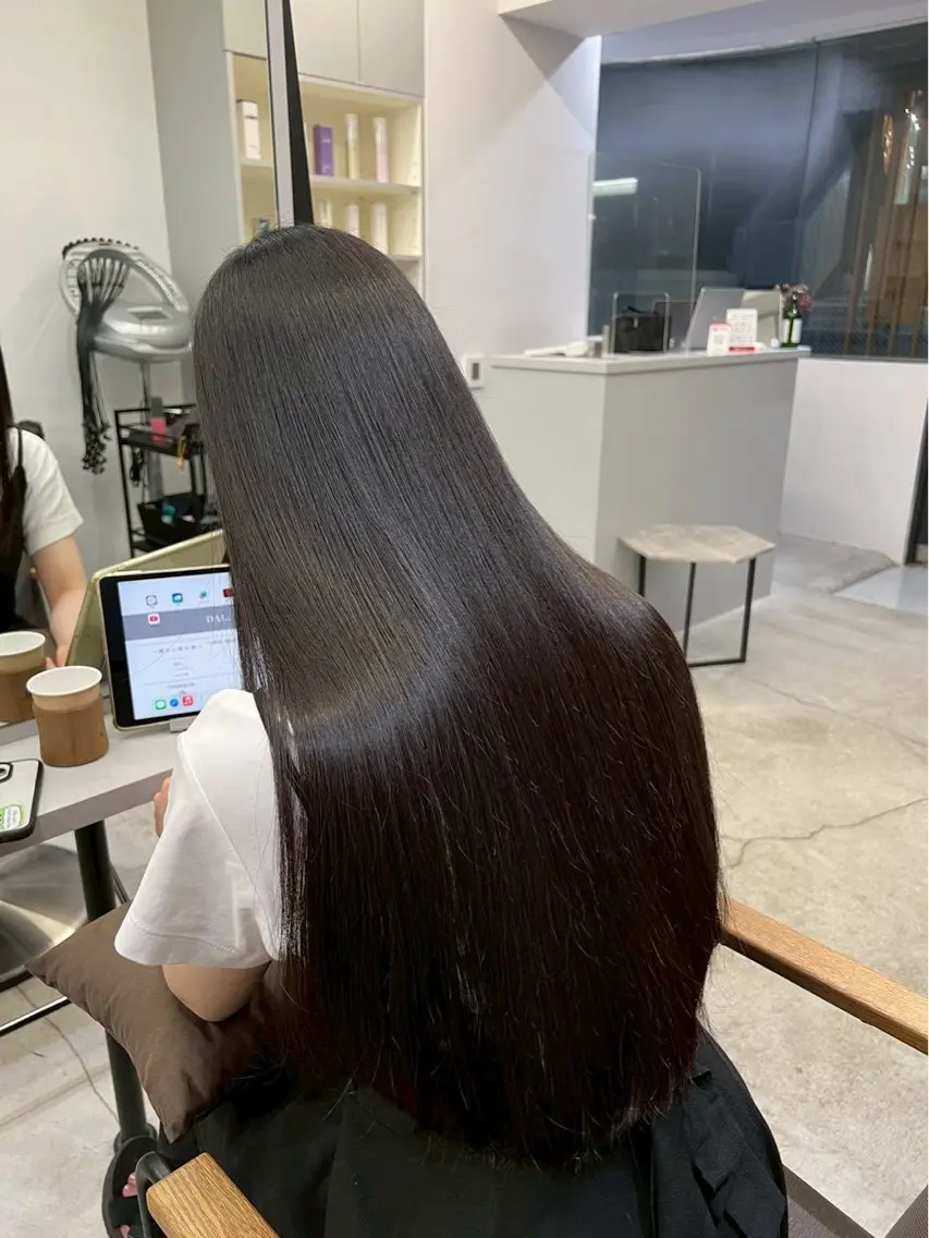 ロング パーマ 縮毛矯正 ハイトーンカラー が絶対可愛い✨泰聖✨のヘアスタイル