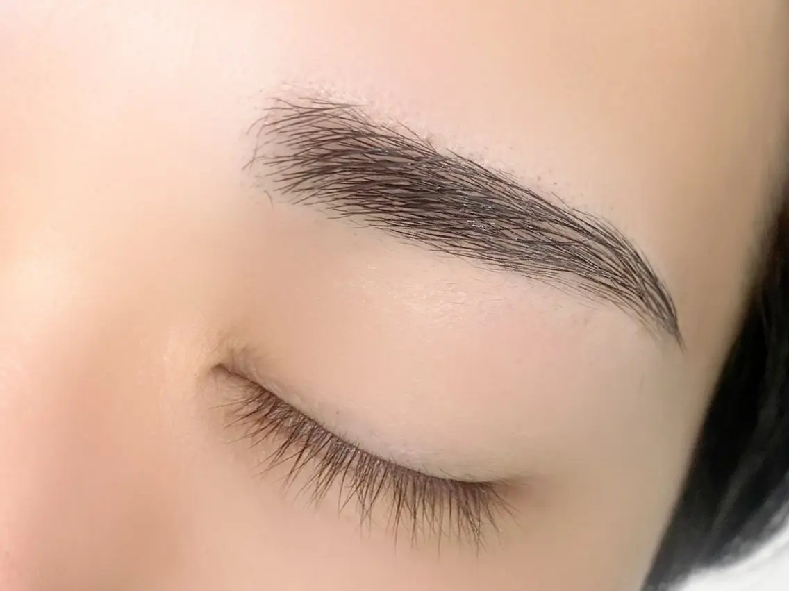 アイブロウ メンズアイブロウ 眉毛ワックス脱毛 cheri 外島のマツエク・マツパデザイン
