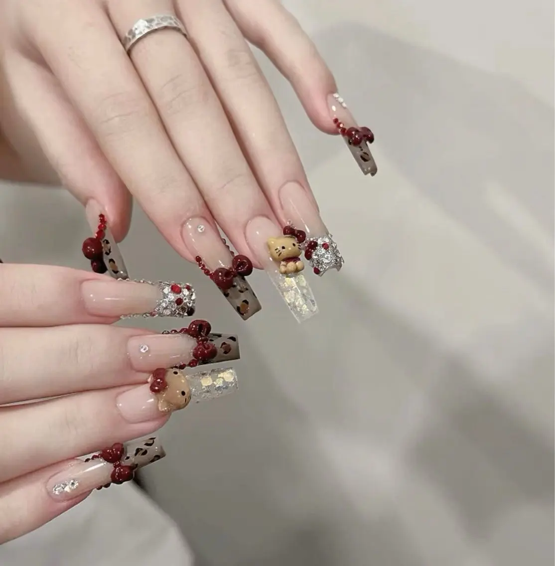 ネイル ハンドネイル Rinaky Amee Nailのネイルデザイン