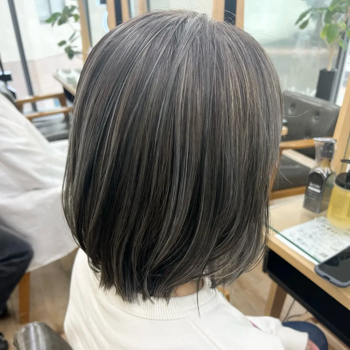 ミディアム ボブ ハイライト カット ヘアカラー パーマ/ハイライト 💙鶴岡　愛💙のヘアスタイル