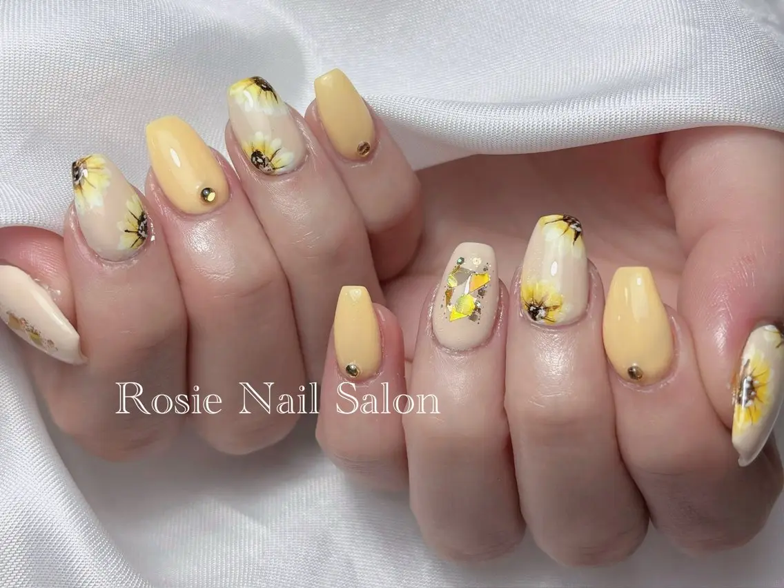 ネイル Rosie Nail サロン南越谷のネイルデザイン