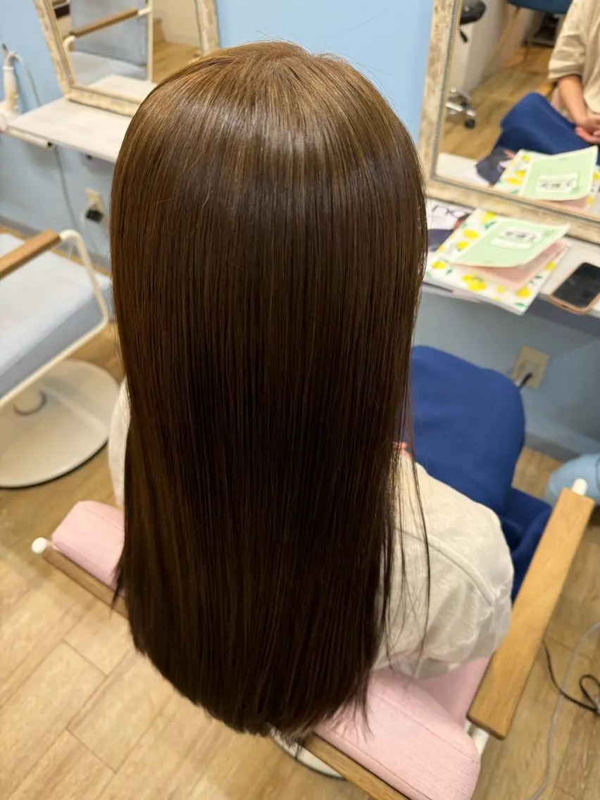 カラー ヘアカラー トリートメント かりん 🤍のヘアスタイル