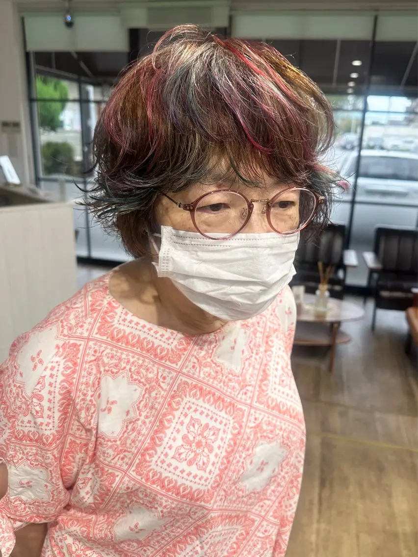 ショート カラー パーマ ヘアアレンジ デザインカラー ユニコーンカラー 髪質改善/韓国風 レイヤー/田村祐樹のヘアスタイル