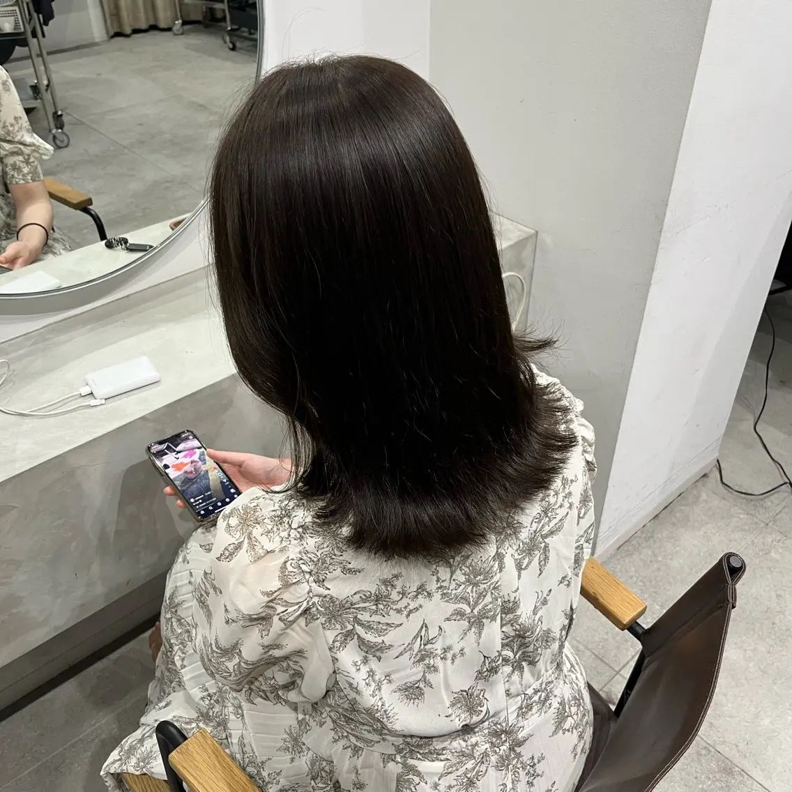 カラー グレージュ オリーブカラー オリーブグレージュ オリーブグレー カット ヘアカラー RINA 韓国ヘア/半個室のヘアスタイル
