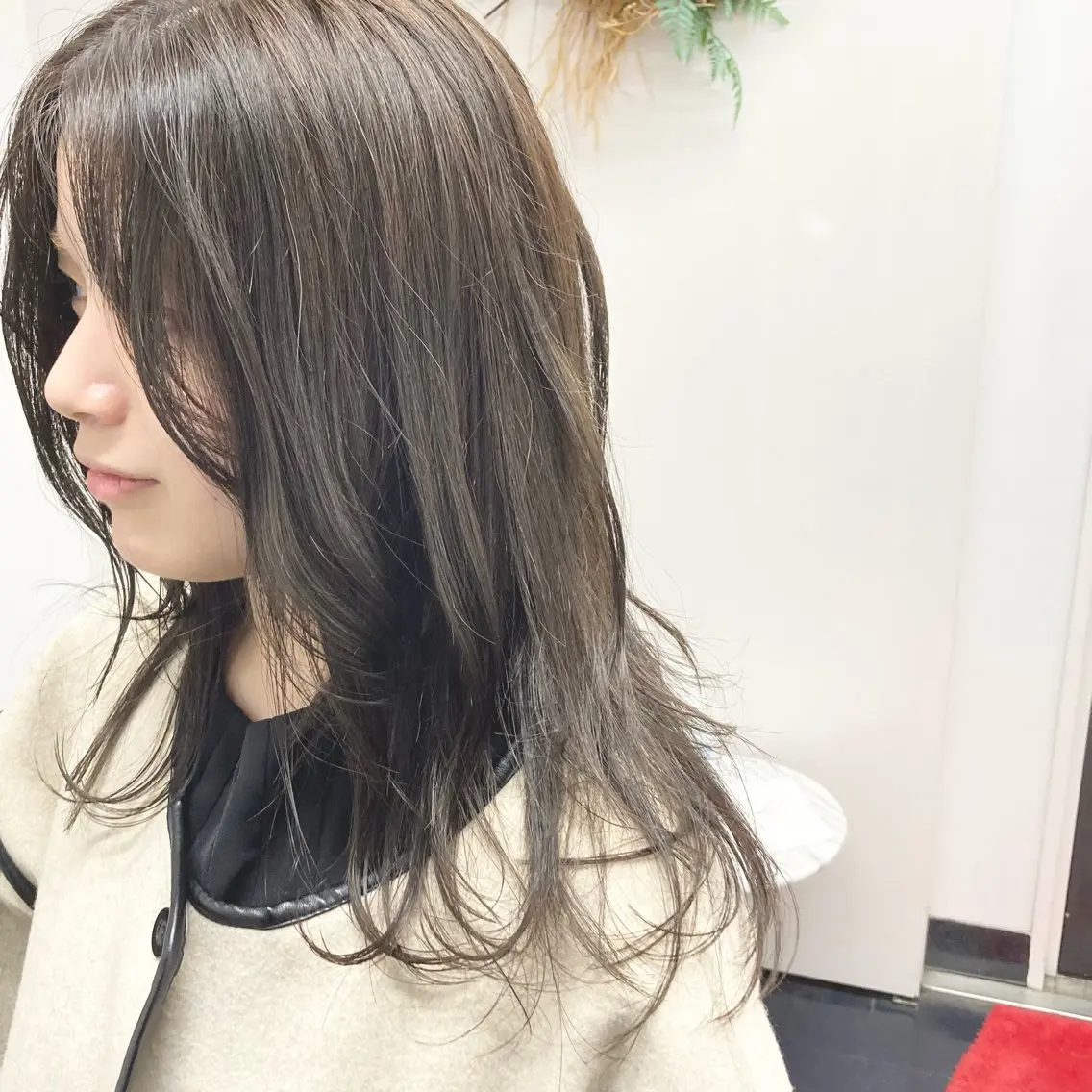セミロング レイヤーカット Helena/ みこと💫のヘアスタイル