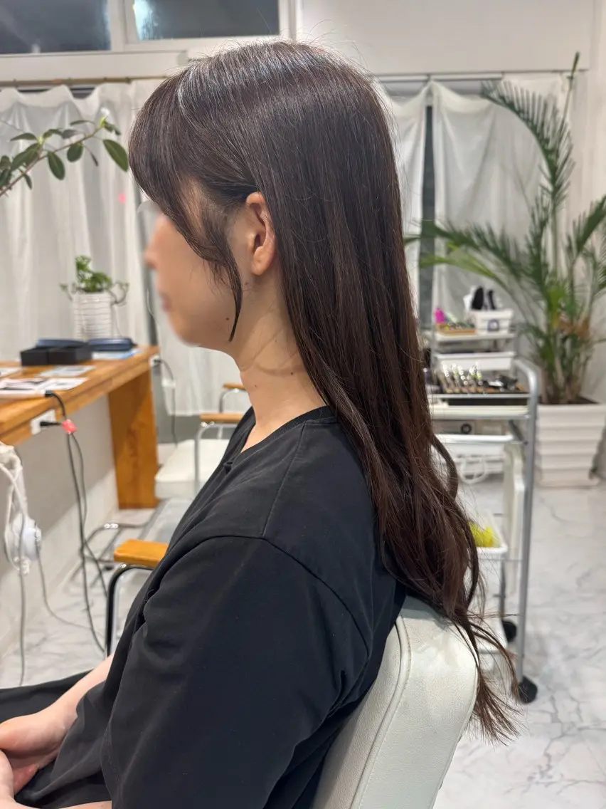 ロング 新美 恵里子のヘアスタイル