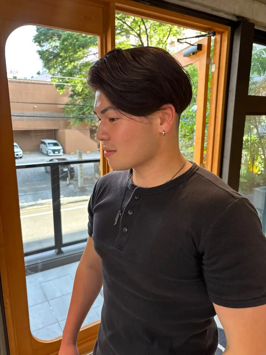 ショート カラー ブリーチ ブラウンカラー ブリーチなしカラー オリーブブラウン ヘアカラー 林 璃乙菜のヘアスタイル