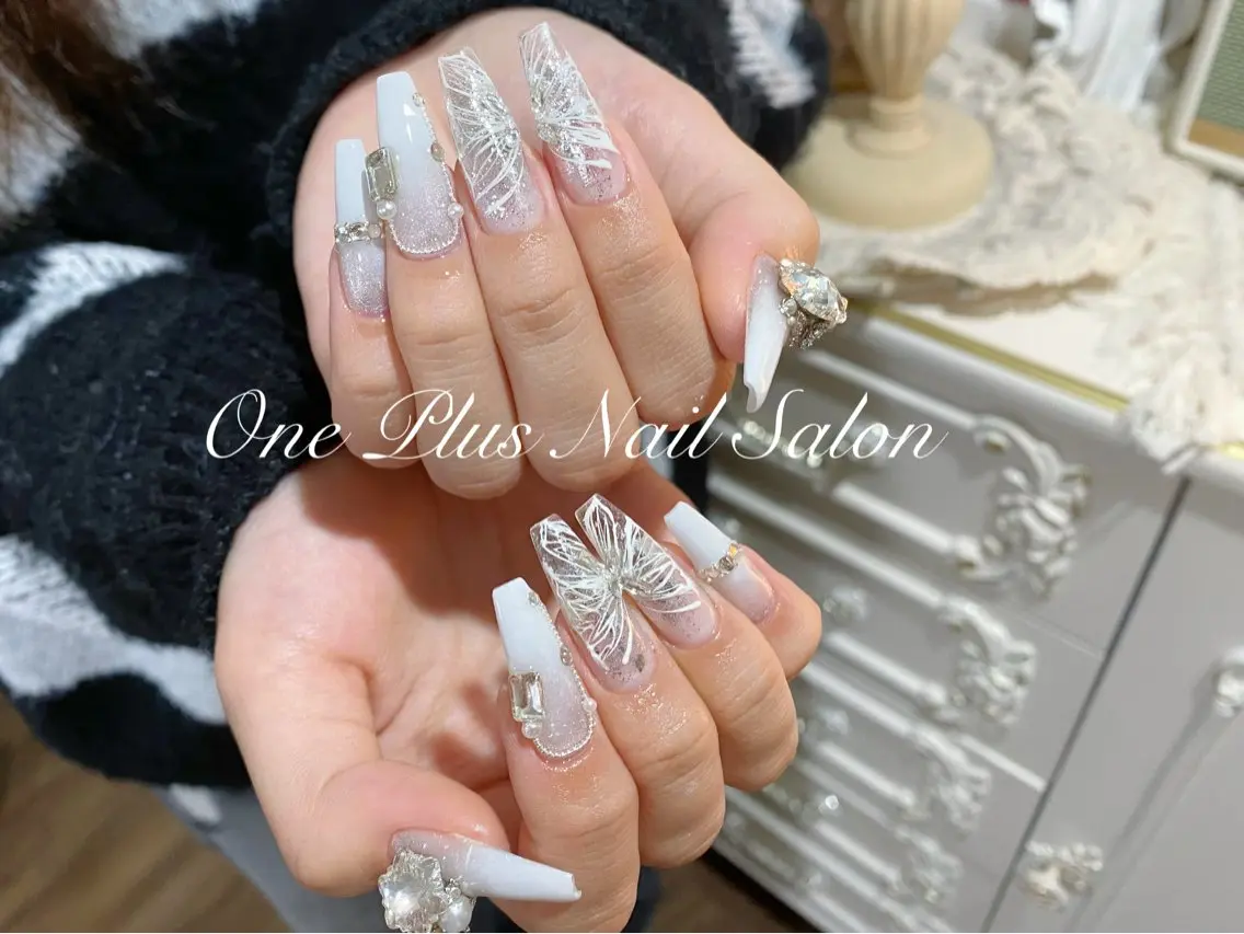 ネイル One Plus Nail Salonのネイルデザイン