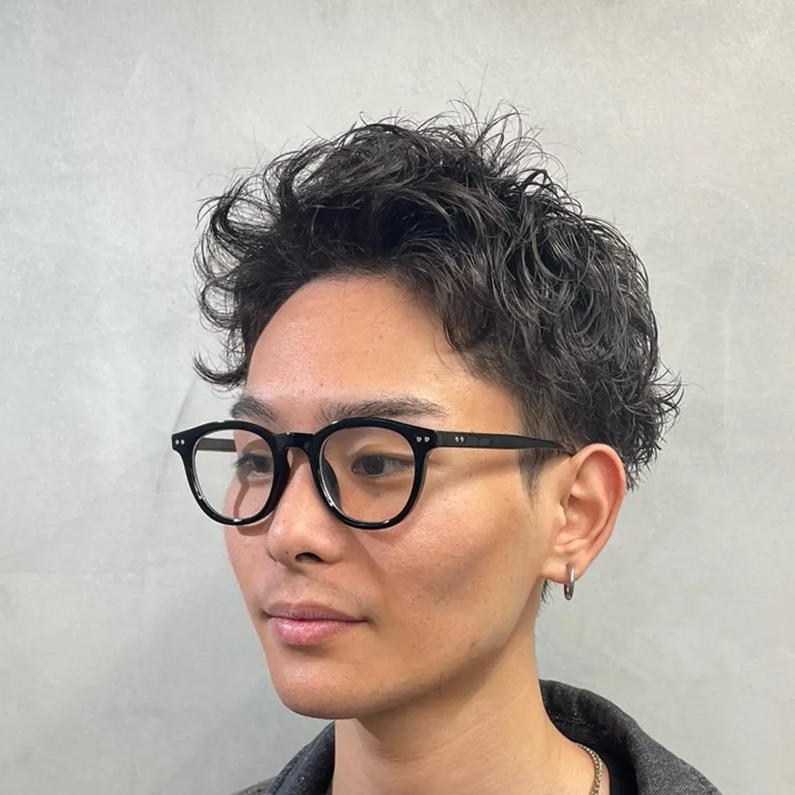 ショート パーマ ヘアアレンジ メンズ fifth 石川 凪のヘアスタイル
