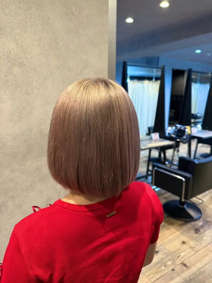 カラー ベージュカラー ブリーチ ミルクティーベージュ 大和田 七聖/オオワダナナセのヘアスタイル