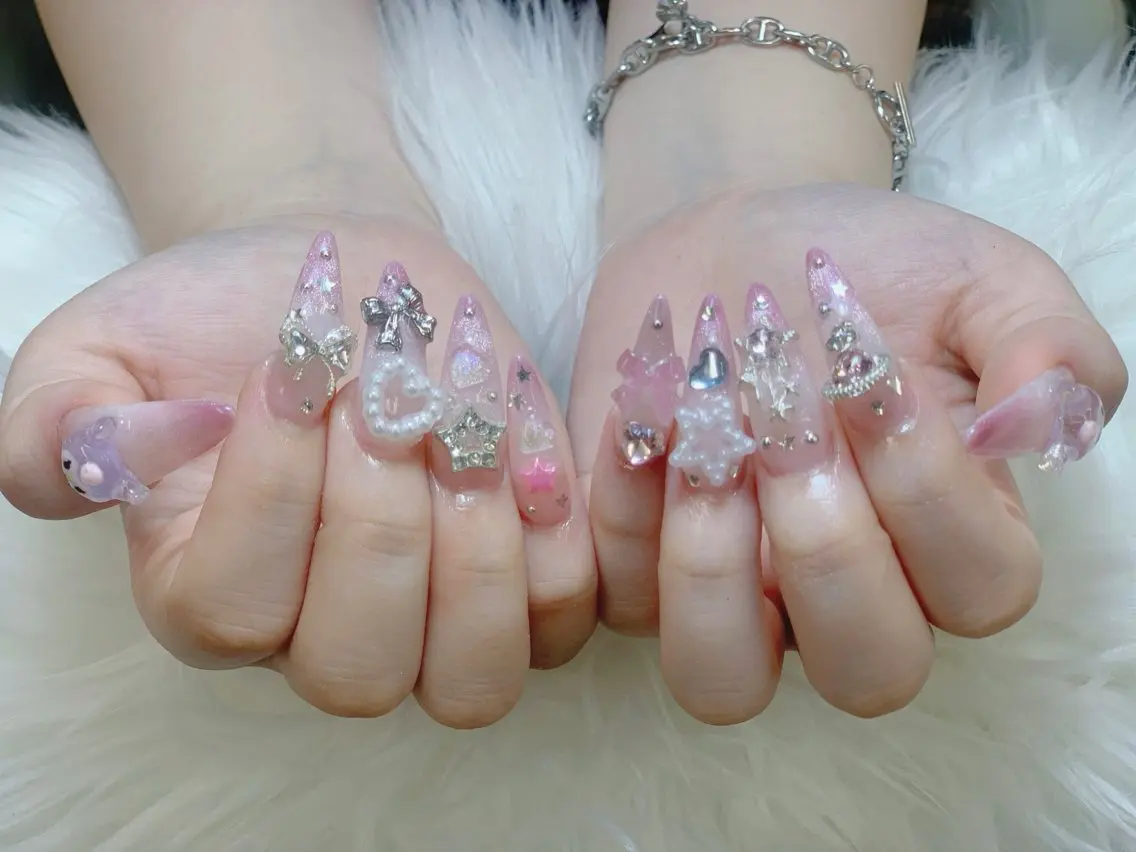 ネイル ハンドネイル ANH NAIL ゴテゴテ専門店💎のネイルデザイン