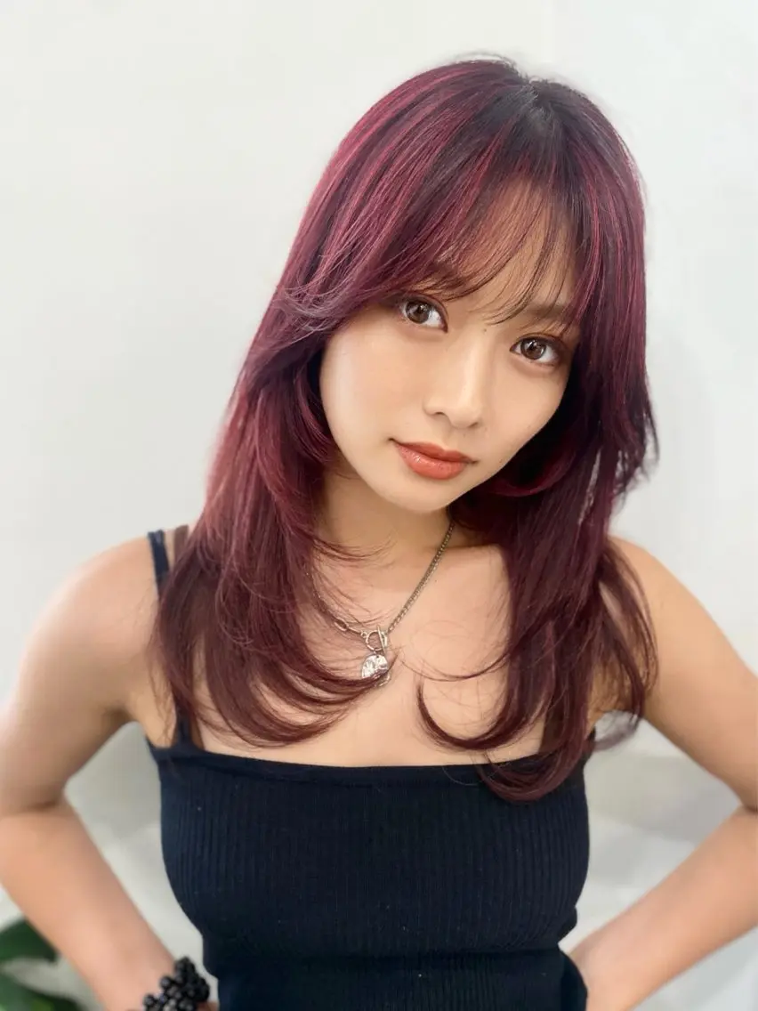セミロング 外国人風カラー ハイライト 髪質改善 韓国風ヘア レイヤーカット カット ヘアカラー トリートメント 顔まわりレイヤー× 韓国ヘアオタベシンヤのヘアスタイル