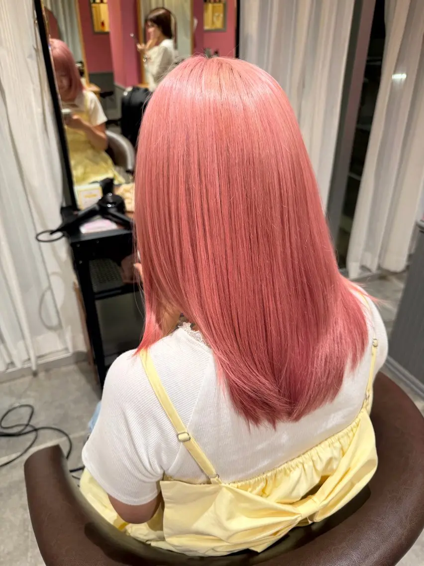 ミディアム カラー ブリーチ ピンクカラー 髪質改善 ヘアカラー 梅田茶屋町/ 井上翔馬のヘアスタイル