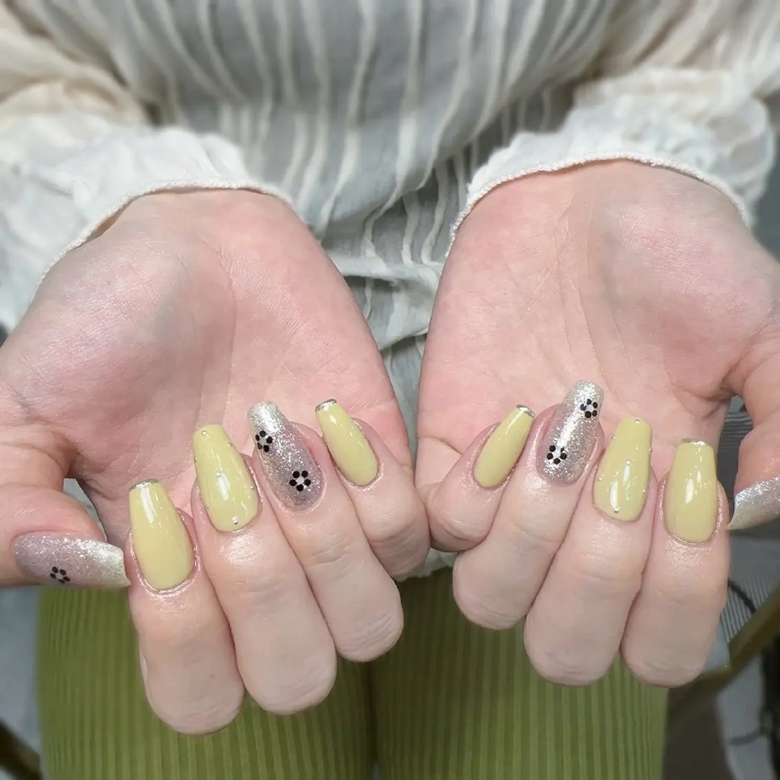 ネイル 持ち込み 春ネイル ハンドネイル UM Nail Salonのネイルデザイン