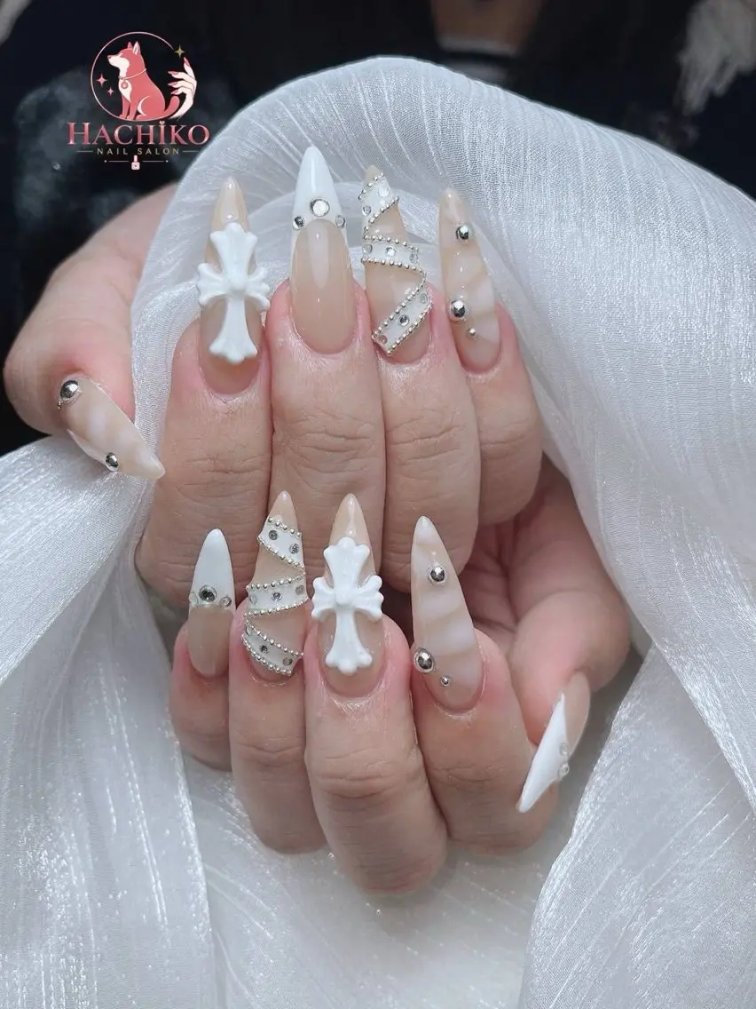 ネイル チークネイル クリアネイル ガーリー キラキラネイル 韓国ネイル ハンドネイル Hachiko Nail Salonのネイルデザイン