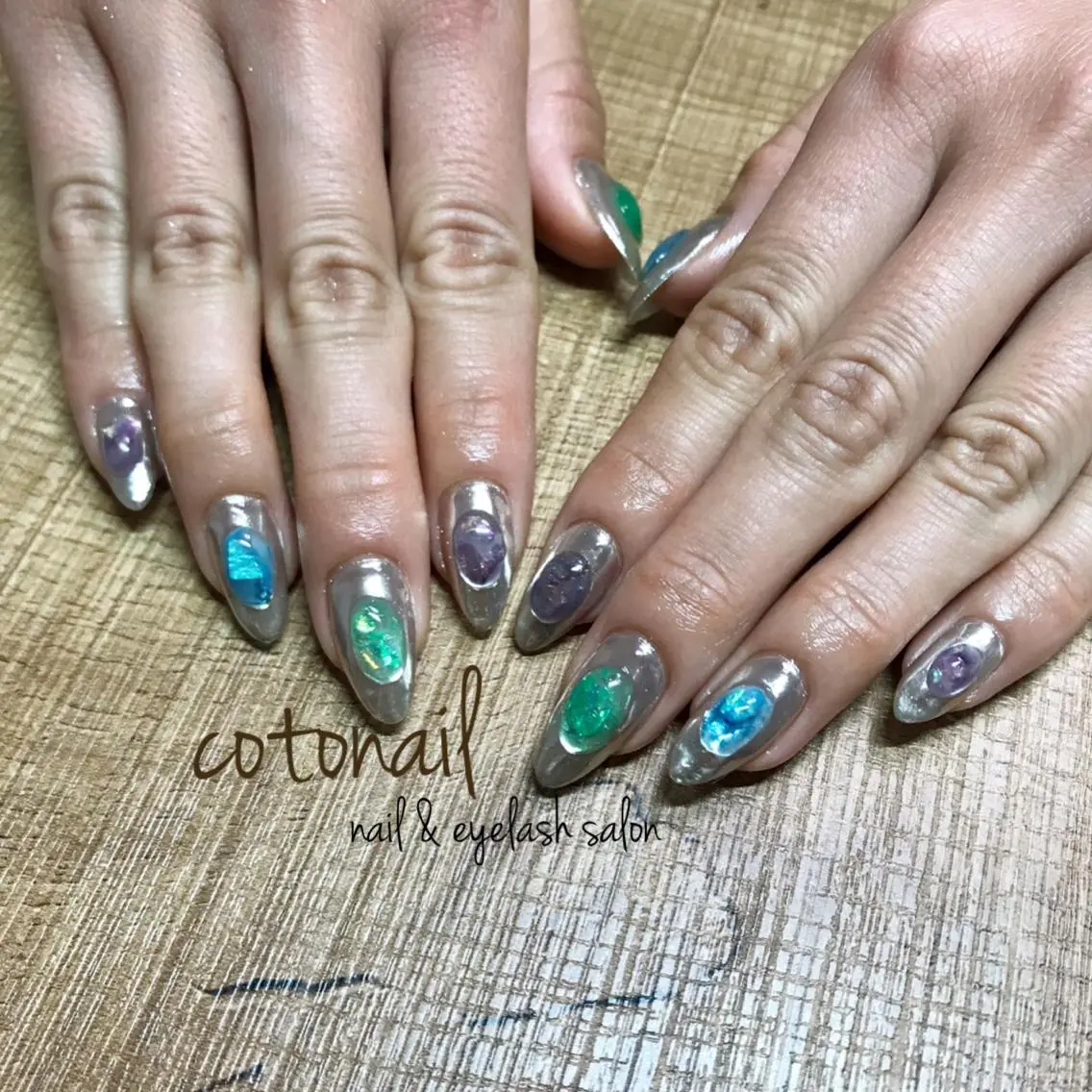 セミロング ネイル アートネイル ハンドネイル ツメトマツゲ .のネイルデザイン