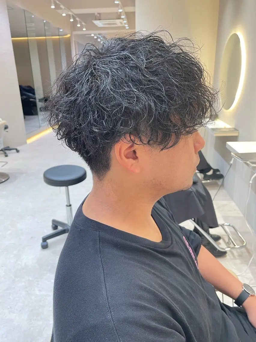 ショート パーマ メンズ カット パーマ 大人メンズパーマ メンズ特化　萱原大幹のヘアスタイル