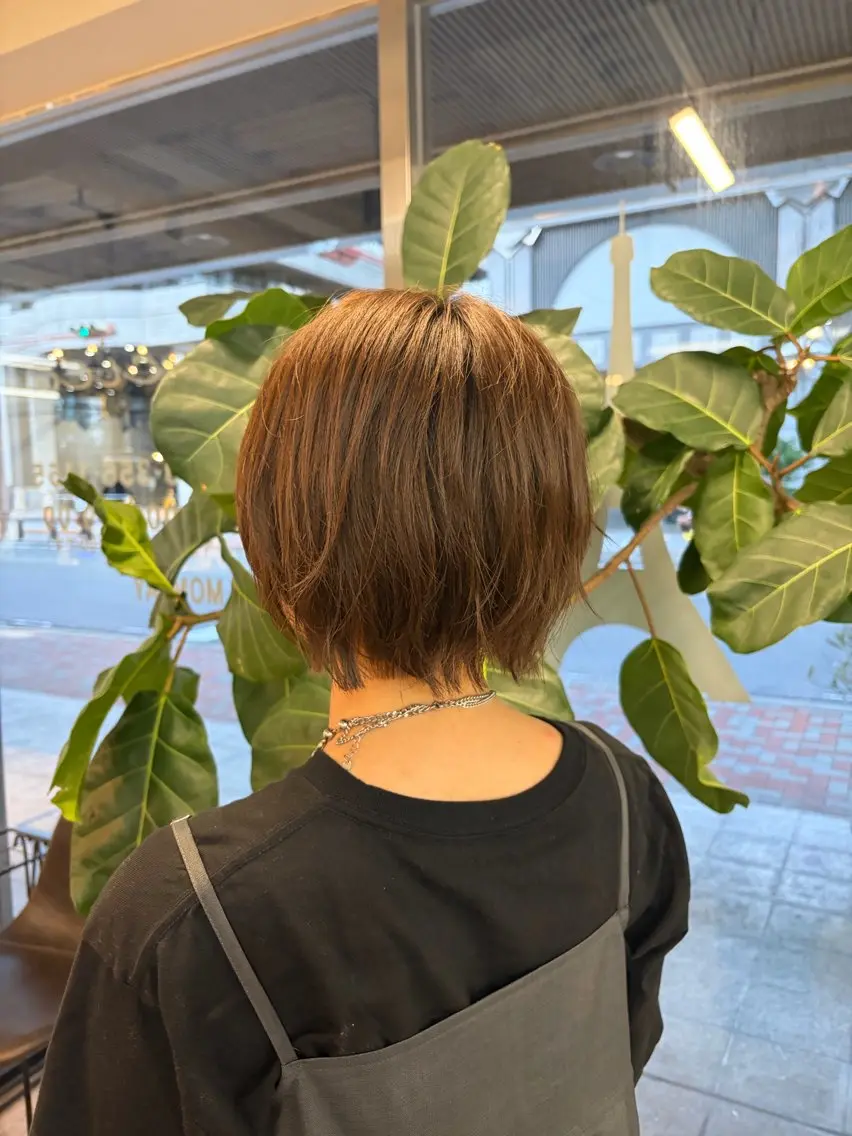 ショート カットモデル unaのヘアスタイル