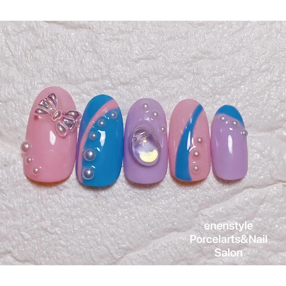 ミディアム ネイル 🐾enen style 🐾のネイルデザイン