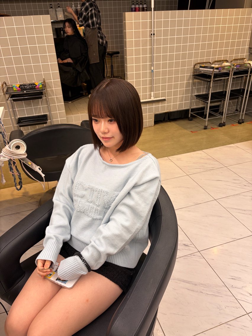 ミディアム カラー カット ヘアカラー トリートメント ヘッドスパ ヘアセット 楽人🥨ミルクティー /縮毛🥨のヘアスタイル