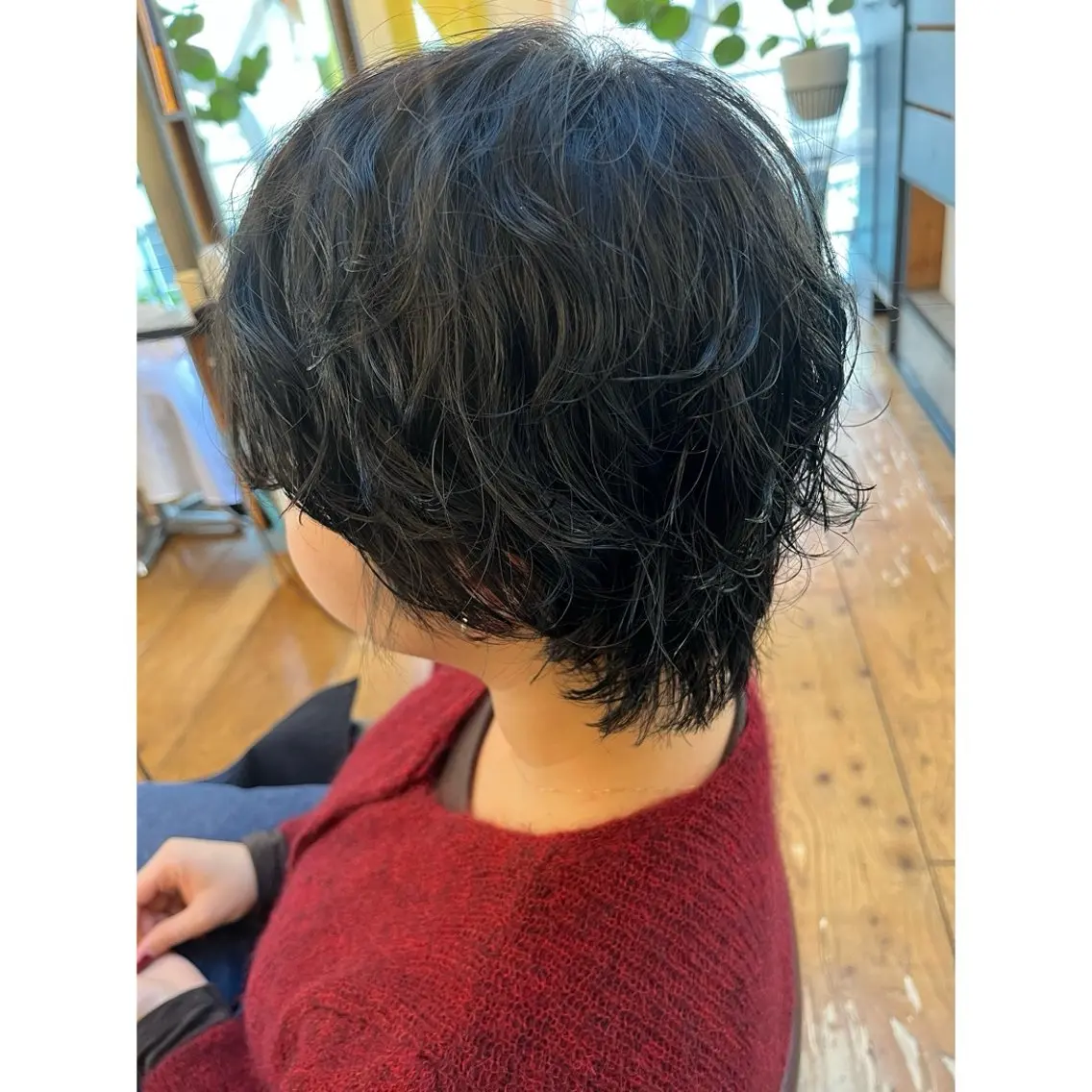ショート カラー パーマ ボブ 髪質改善 ショートヘア トリートメント カット パーマ Lagom なかだのヘアスタイル