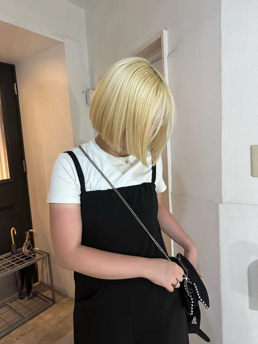 ショート ボブ 西垣 沙也加のヘアスタイル