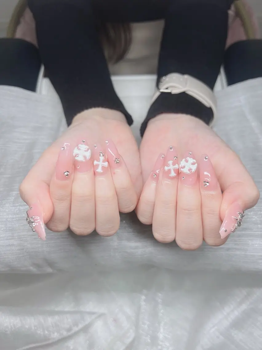 ネイル オーロラネイル チークネイル 長さ出し フットネイル フレンチネイル ハンドネイル Lee Nails チップ長さだし専門店のネイルデザイン