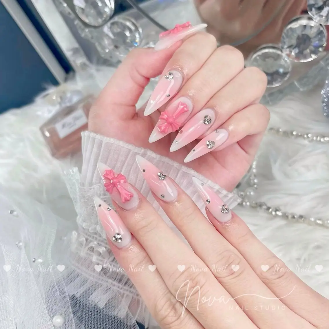 【SNS人気】10本チップ長さだし🎶クロスパーツ✝️4個付き🎀🩵の写真