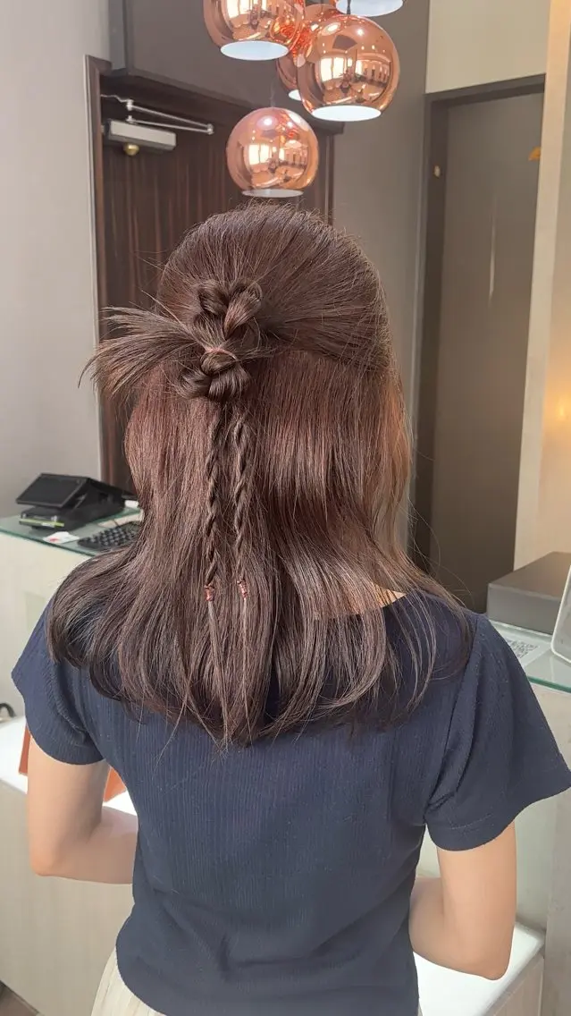ヘアアレンジ ボブ ヘアセット 顔まわりレイヤー/諒 オリーブカラー/天神のヘアスタイル