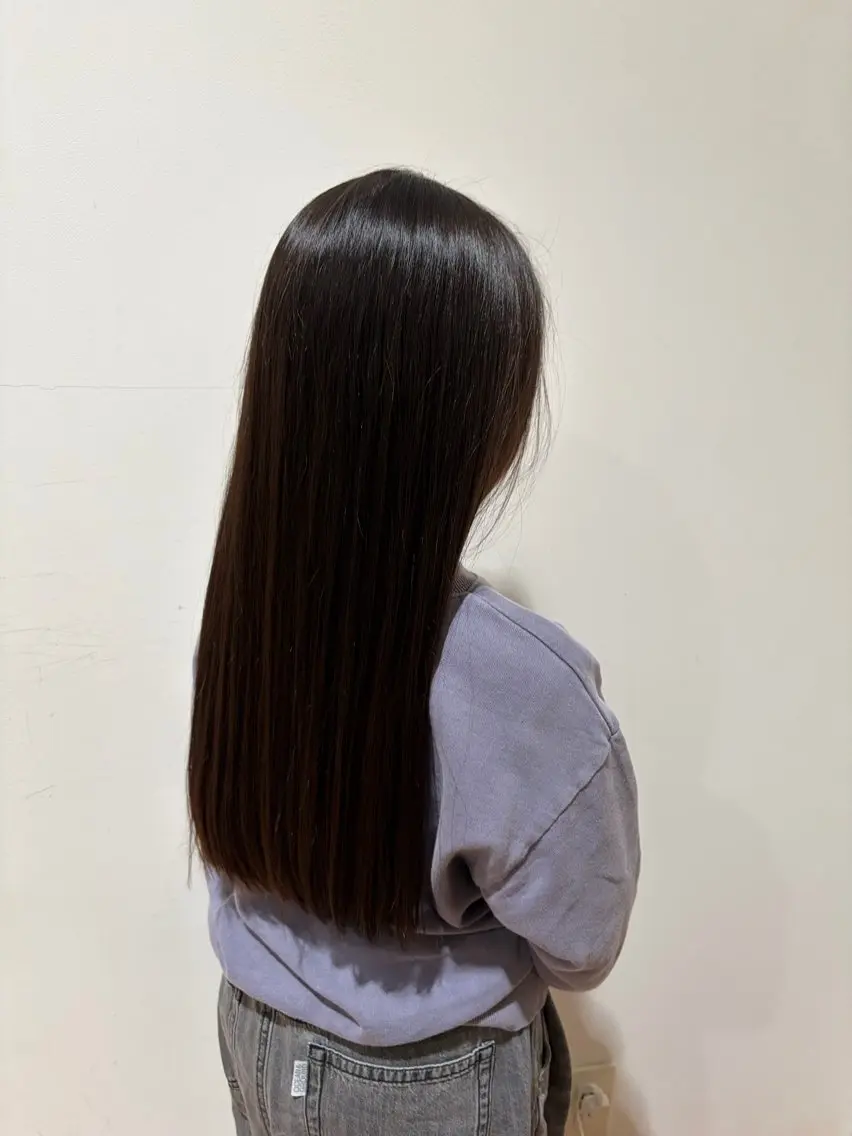 ロング 伊藤 由華のヘアスタイル