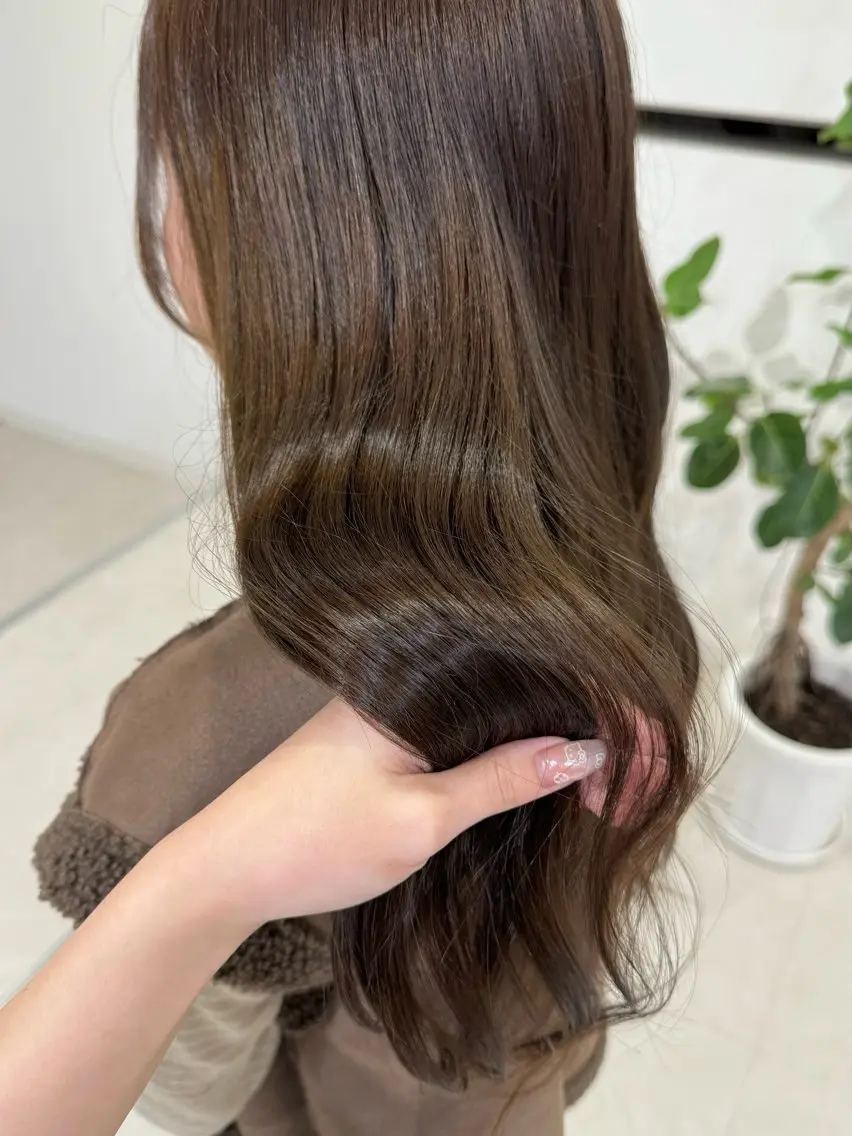 カラー amoretto kiraのヘアスタイル