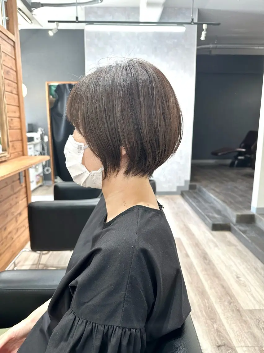 ショート カラー アンソニー ショウゴのヘアスタイル